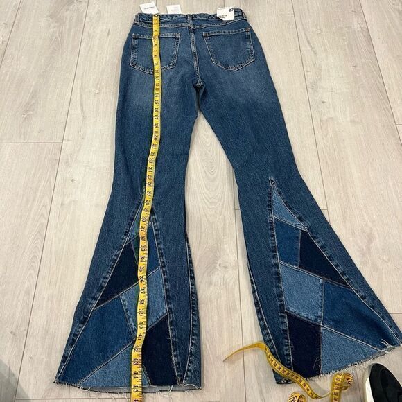 Forever 21 mid rise flare jeans size 27| - Picture 3 of 9